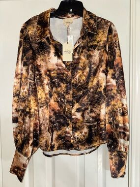 NWT Sterling & Stitch Brown Multi-Color Button-Front Women's Blouse